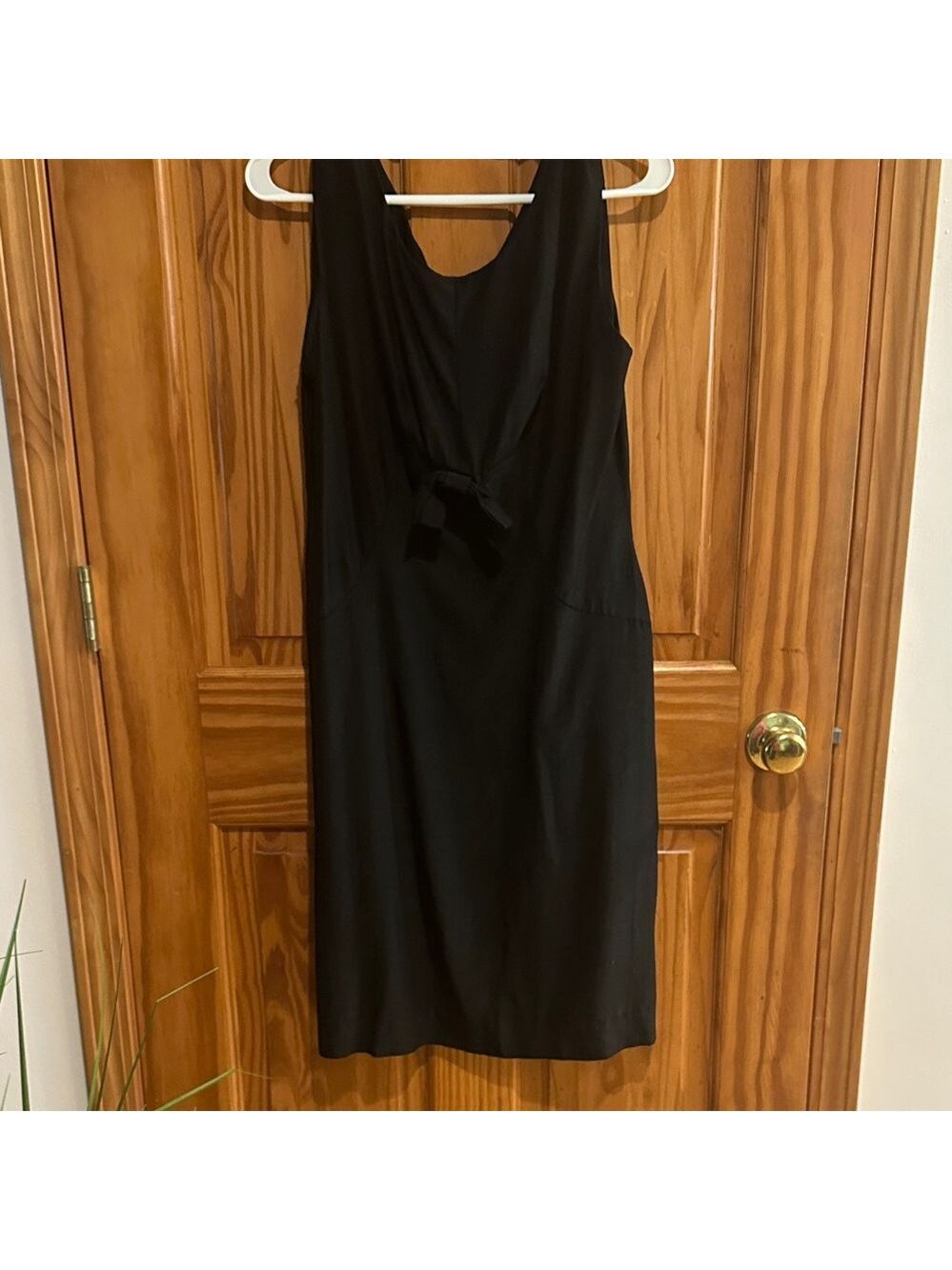 Elegant Black Sleeveless Dress